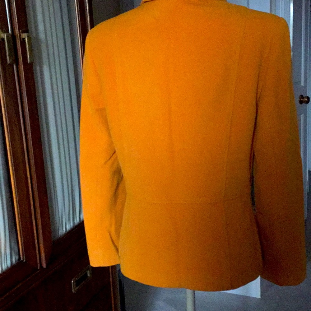 Vintage “Looks” orange short wool coat. - Picture 4 of 7